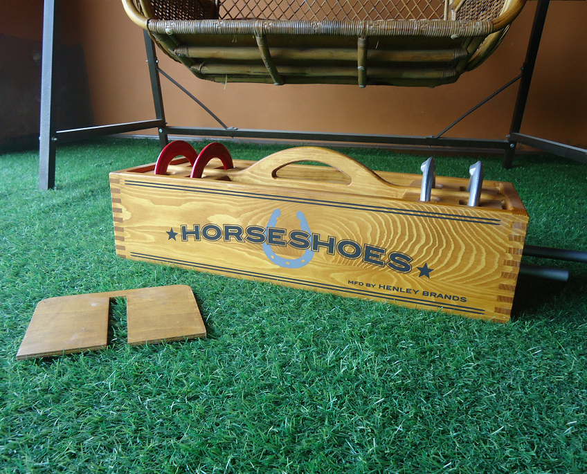 Set Of Sportcraft Horseshoes Pitching Game Steel In Wooden Case